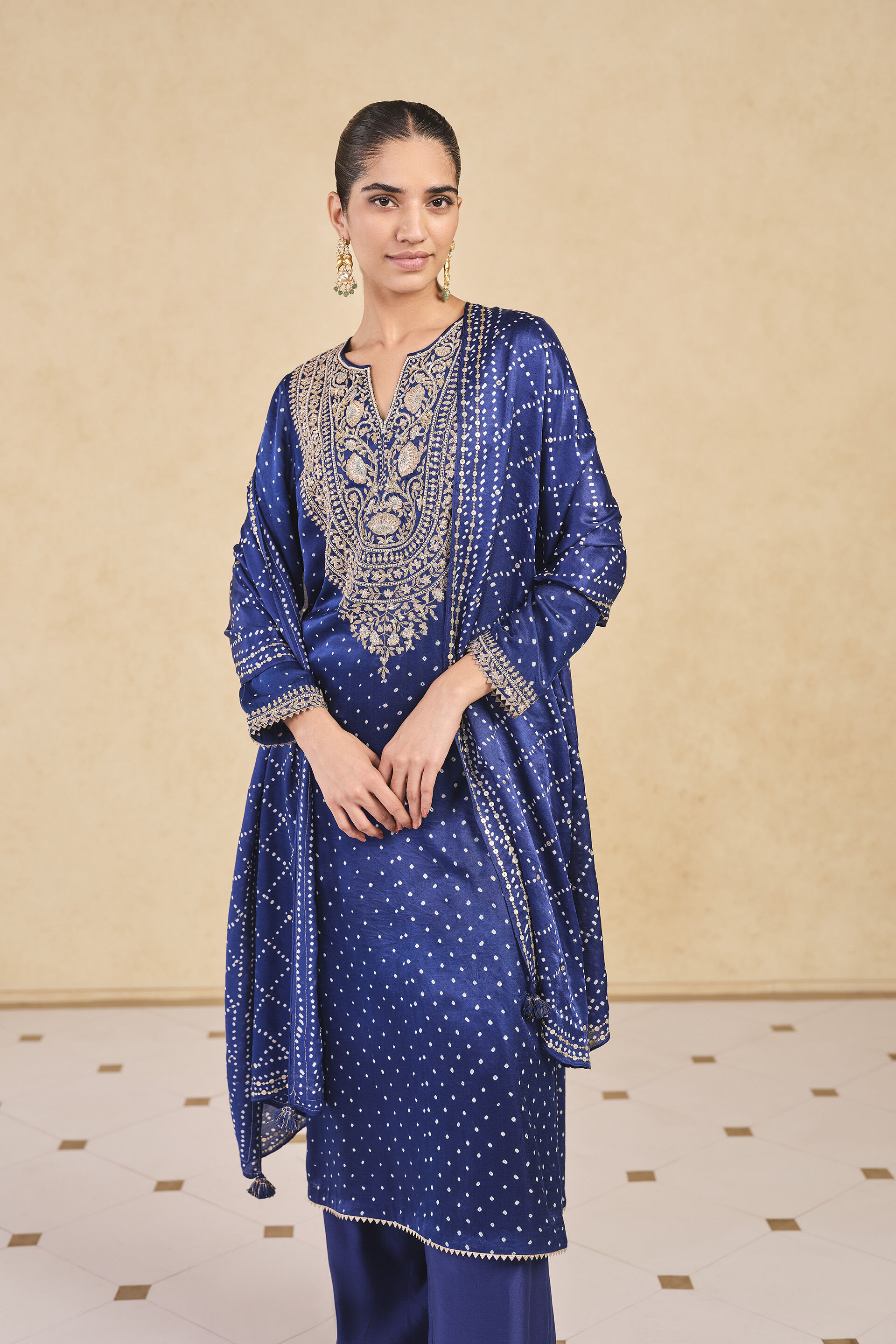 Baluka Handcrafted Bandhani Silk Stole - Blue